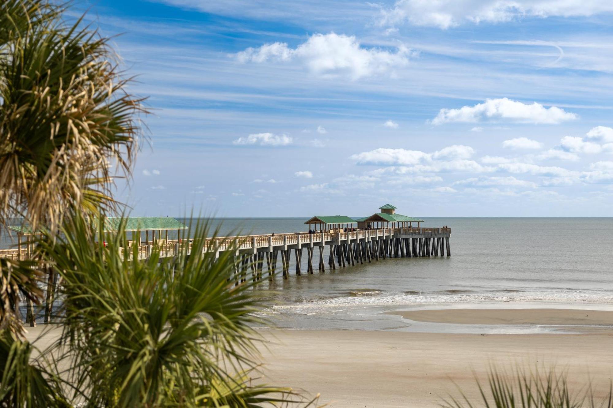 Tides Folly Beach, Charleston'S Oceanfront Hotel Exterior photo