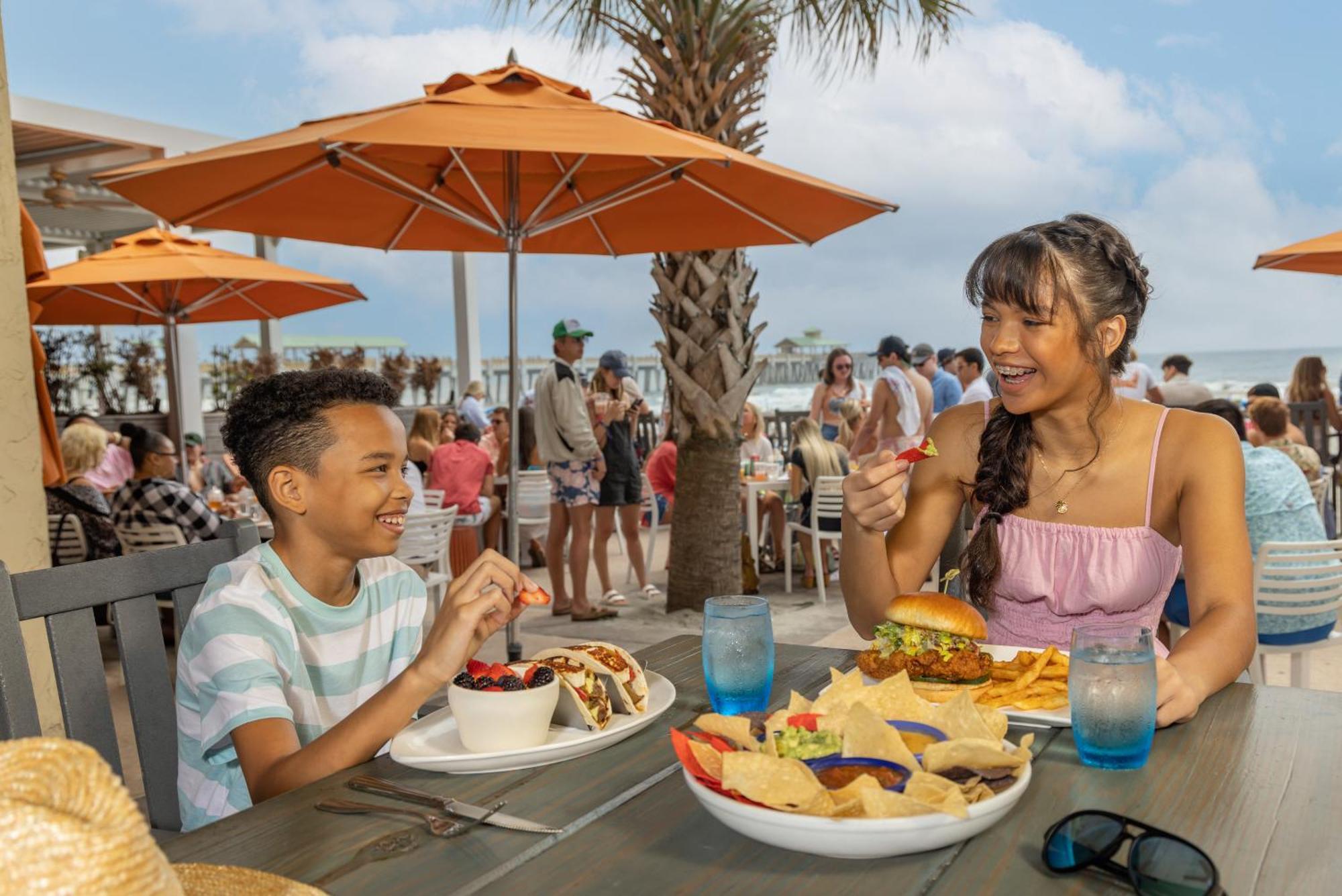 Tides Folly Beach, Charleston'S Oceanfront Hotel Exterior photo
